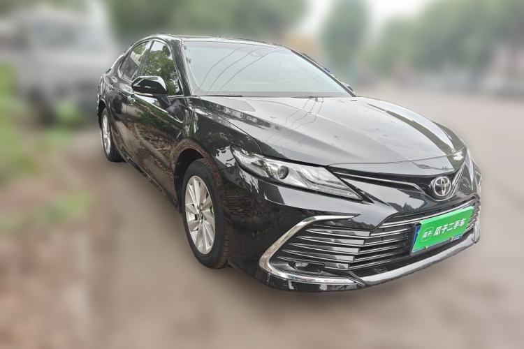 Used Toyota Camry 2021 2.0G Luxury Edition Front Right 45 Deg