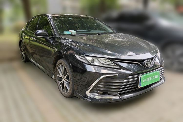 Used Toyota Camry 2021 2.5G Luxury Edition Front Right 45 Deg