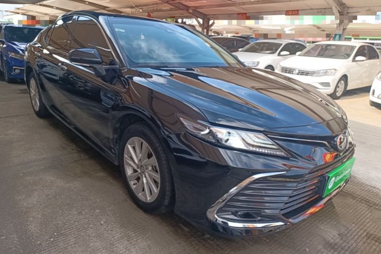 Used Toyota Camry 2021 2.0G Luxury Edition Front Right 45 Deg