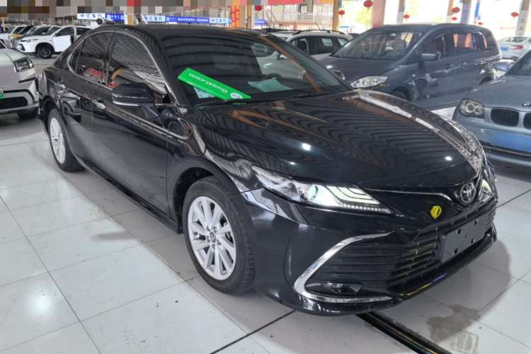 Used Toyota Camry 2021 2.0G Luxury Edition Front Right 45 Deg
