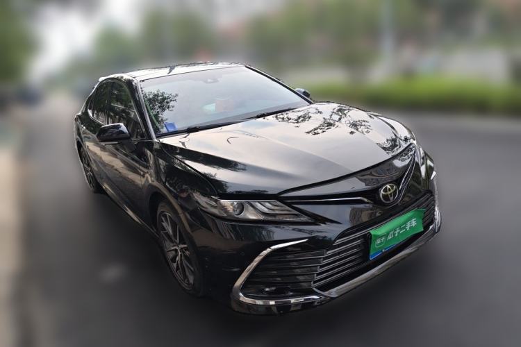 Used Toyota Camry 2021 2.5G Luxury Edition Front Right 45 Deg