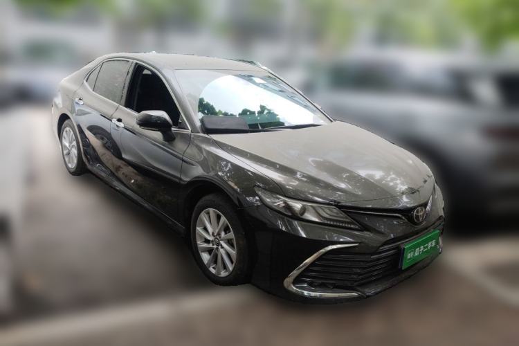 Used Toyota Camry 2021 2.0G Luxury Edition Front Right 45 Deg