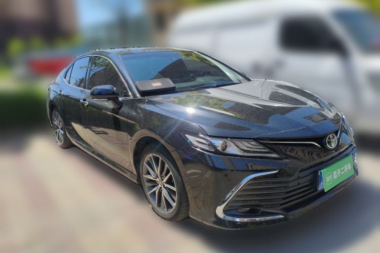Used Toyota Camry 2021 2.5G Luxury Edition Front Right 45 Deg