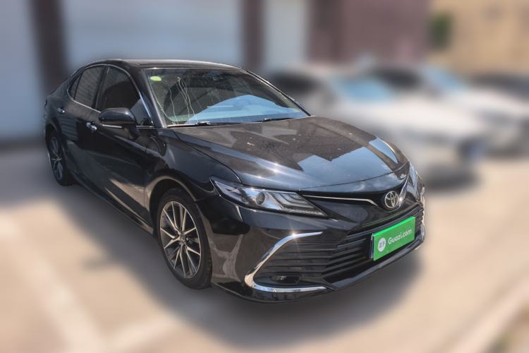 Used Toyota Camry 2021 2.5G Luxury Edition Front Right 45 Deg
