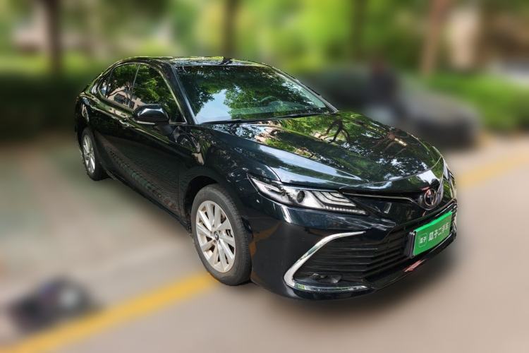 Used Toyota Camry 2021 2.0G Luxury Edition Front Right 45 Deg