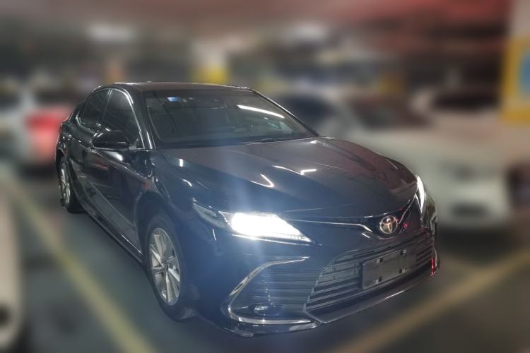 Used Toyota Camry 2021 2.0G Luxury Edition Front Right 45 Deg