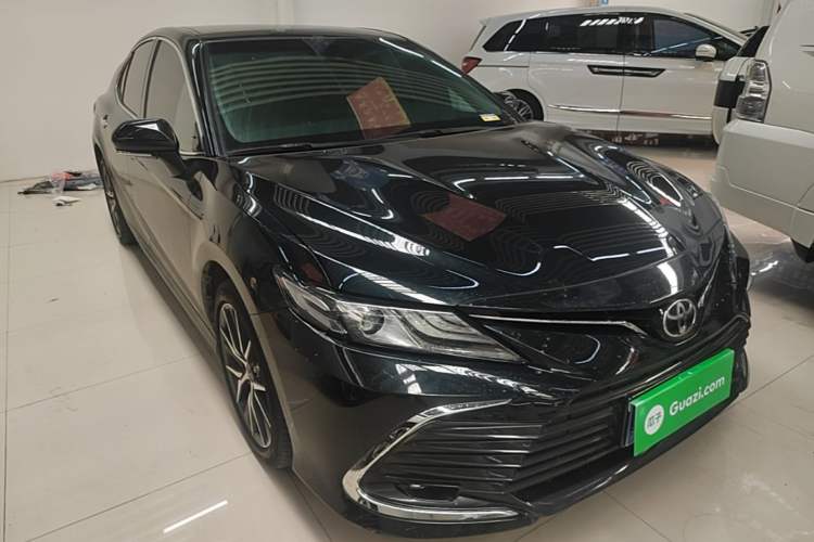 Used Toyota Camry 2021 2.5G Luxury Edition Front Right 45 Deg