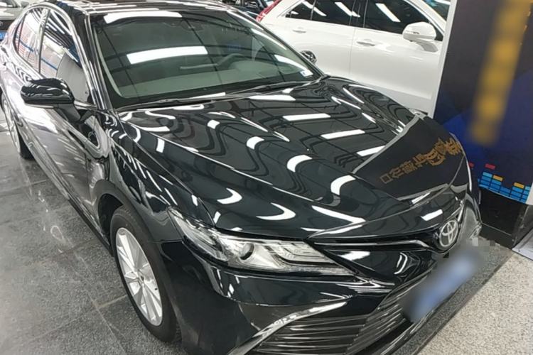 Used Toyota Camry 2021 2.0G Luxury Edition Front Right 45 Deg