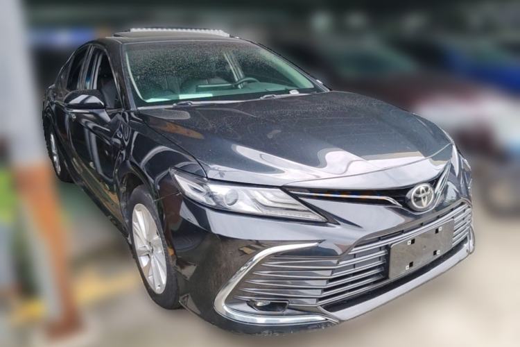 Used Toyota Camry 2021 2.0G Luxury Edition Front Right 45 Deg