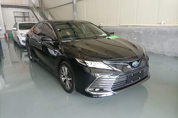 Used Toyota Camry 2021 Dual-Motor 2.5HG Luxury Edition Front Right 45 Deg