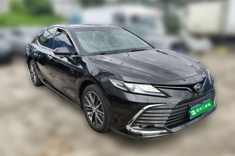 Used Toyota Camry 2021 2.5G Luxury Edition Front Right 45 Deg