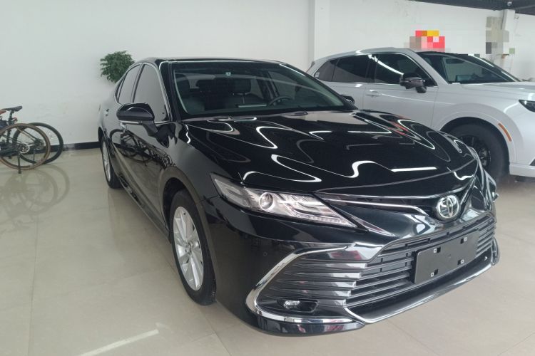 Used Toyota Camry 2021 2.0G Luxury Edition Front Right 45 Deg