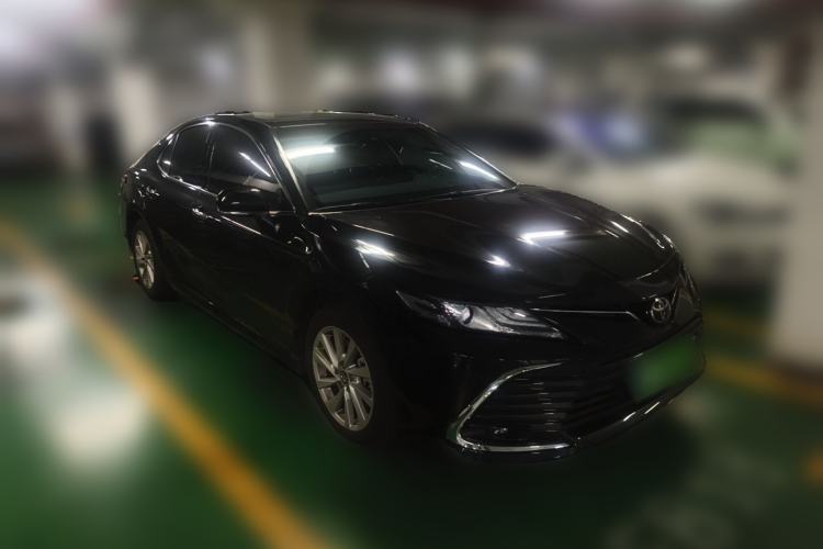 Used Toyota Camry 2021 2.0G Luxury Edition Front Right 45 Deg
