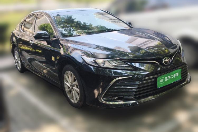 Used Toyota Camry 2021 2.0G Luxury Edition Front Right 45 Deg