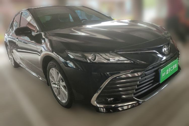 Used Toyota Camry 2021 2.0G Luxury Edition Front Right 45 Deg