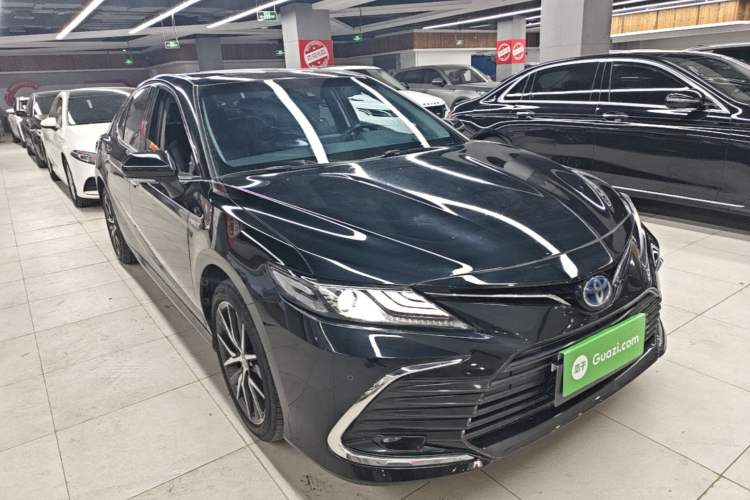 Used Toyota Camry 2021 Dual-Motor 2.5HG Luxury Edition Front Right 45 Deg