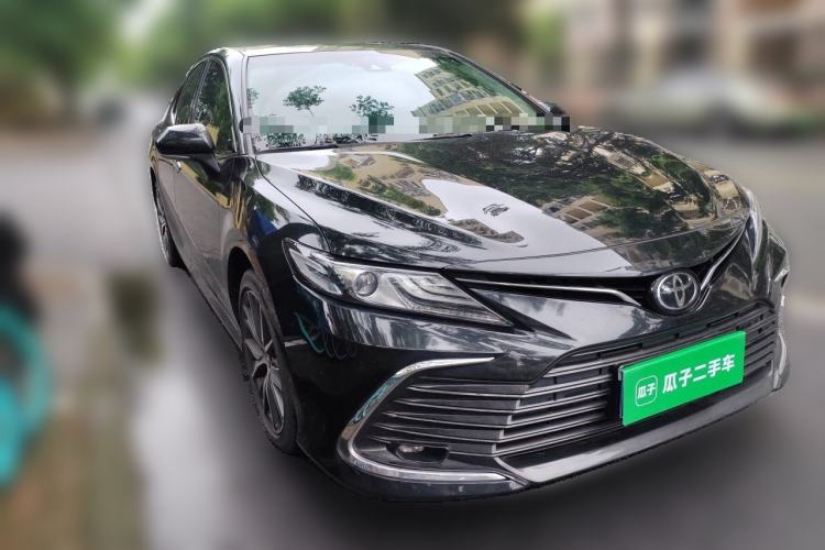 Used Toyota Camry 2021 2.5G Luxury Edition Front Right 45 Deg