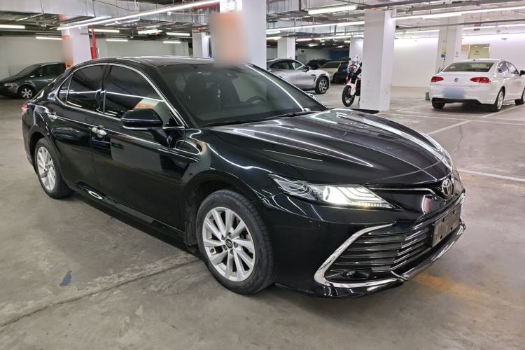 Used Toyota Camry 2021 2.0G Luxury Edition Front Right 45 Deg
