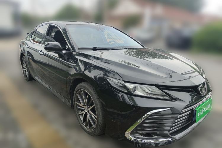 Used Toyota Camry 2021 2.5G Luxury Edition Front Right 45 Deg