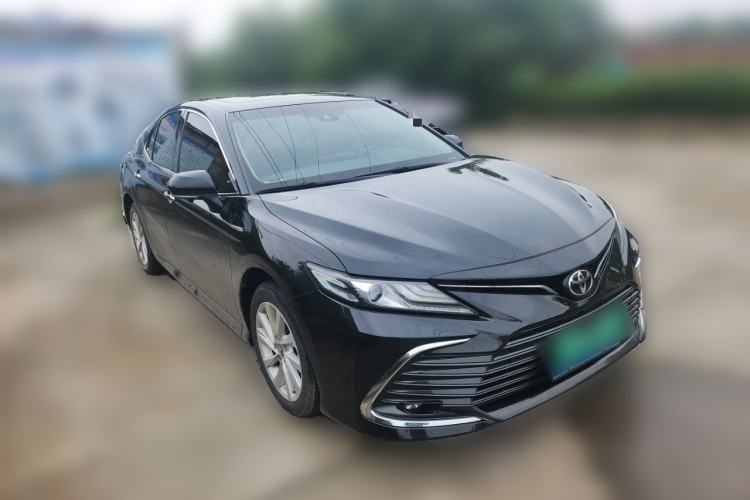Used Toyota Camry 2021 2.0G Luxury Edition Front Right 45 Deg
