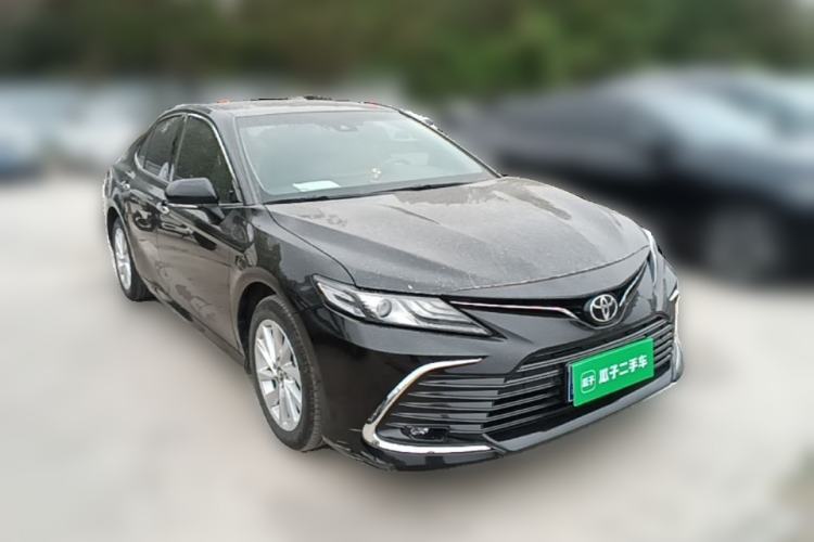 Used Toyota Camry 2021 2.0G Luxury Edition Front Right 45 Deg