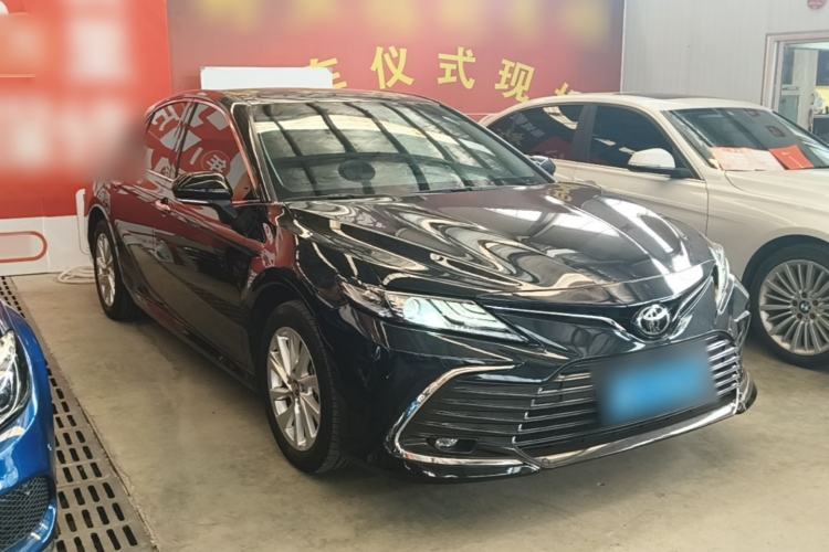 Used Toyota Camry 2021 2.0G Luxury Edition Front Right 45 Deg