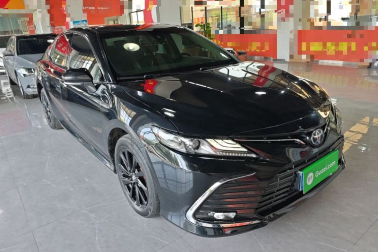 Used Toyota Camry 2021 2.0G Luxury Edition Front Right 45 Deg