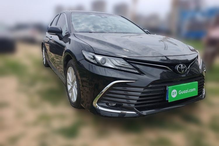 Used Toyota Camry 2021 2.0G Luxury Edition Front Right 45 Deg