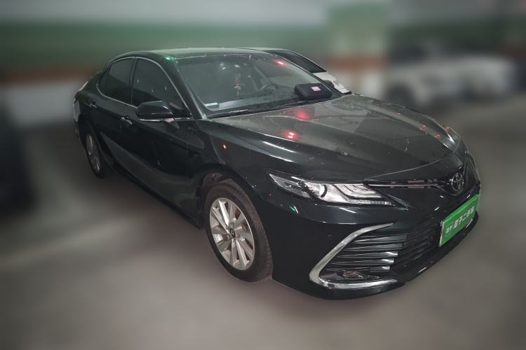 Used Toyota Camry 2021 2.0G Luxury Edition Front Right 45 Deg