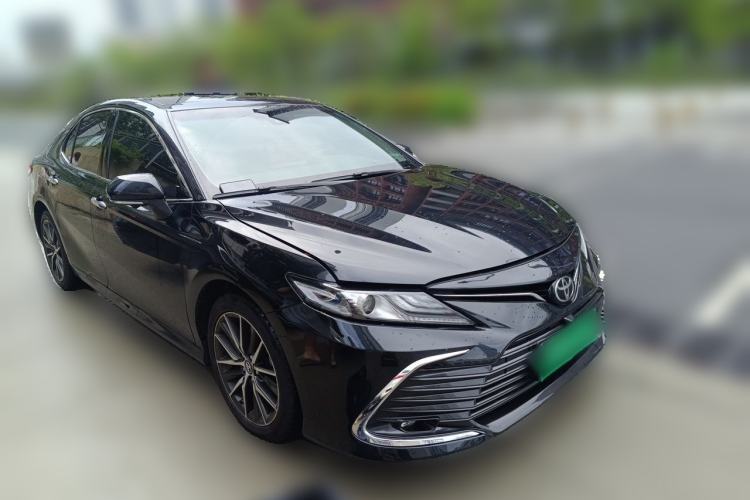 Used Toyota Camry 2021 2.5G Luxury Edition Front Right 45 Deg