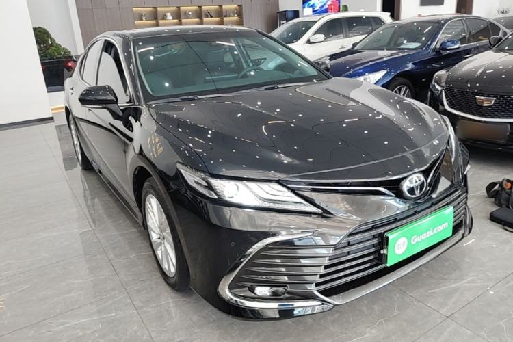 Used Toyota Camry 2021 2.0G Luxury Edition Front Right 45 Deg