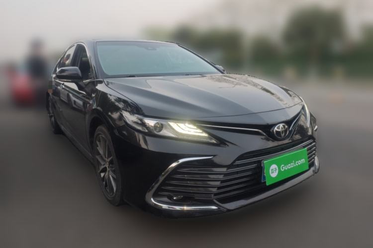 Used Toyota Camry 2021 2.5G Luxury Edition Front Right 45 Deg