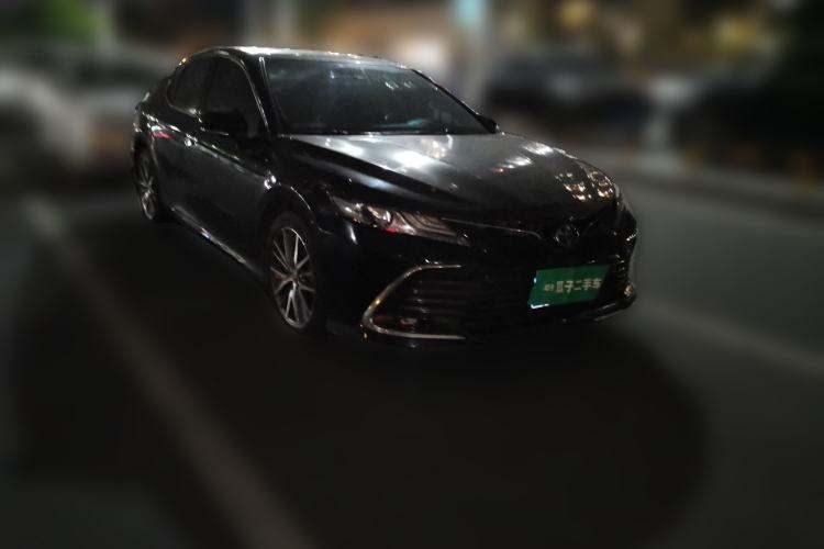 Used Toyota Camry 2021 2.5G Luxury Edition Front Right 45 Deg