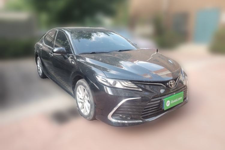 Used Toyota Camry 2021 2.0G Luxury Edition Front Right 45 Deg
