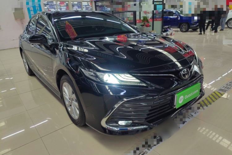 Used Toyota Camry 2021 2.0G Luxury Edition Front Right 45 Deg