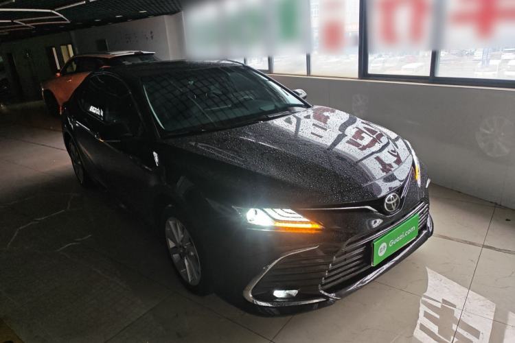Used Toyota Camry 2021 2.0G Luxury Edition Front Right 45 Deg