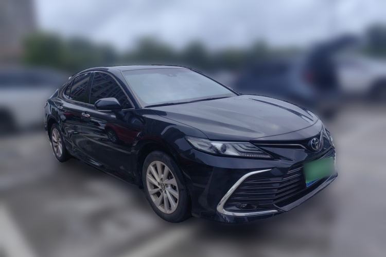 Used Toyota Camry 2021 2.0G Luxury Edition Front Right 45 Deg