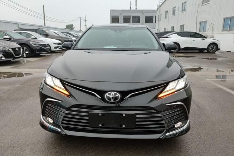 Used Toyota Camry 2021 2.0G Luxury Edition Front