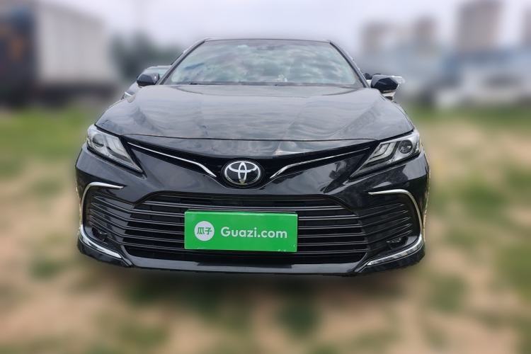 Used Toyota Camry 2021 2.0G Luxury Edition Front