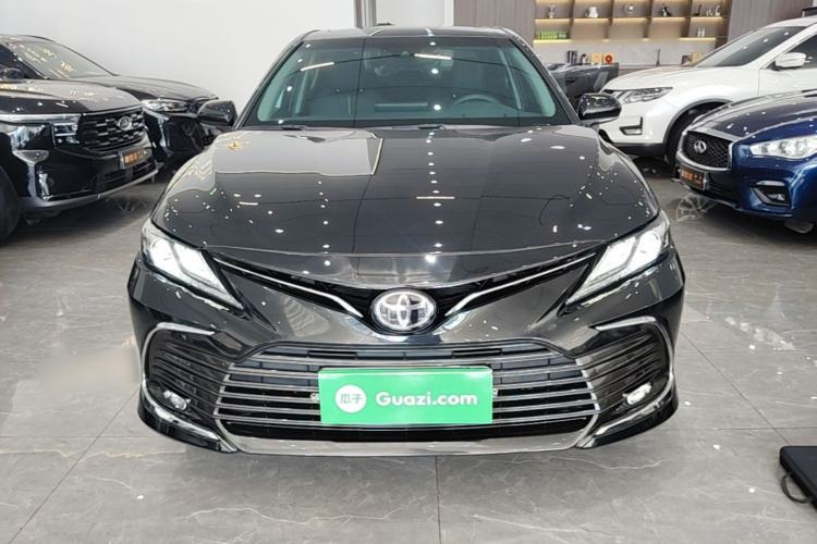 Used Toyota Camry 2021 2.0G Luxury Edition Front