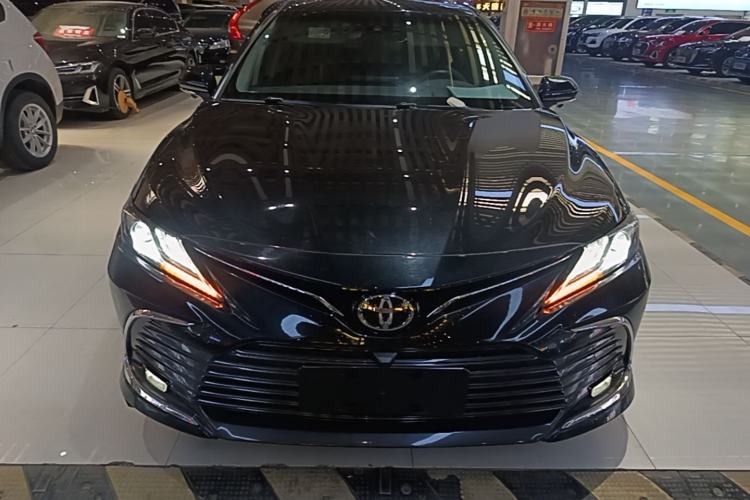 Used Toyota Camry 2021 2.0G Luxury Edition Front
