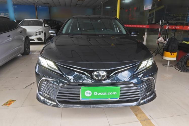 Used Toyota Camry 2021 2.0G Luxury Edition Front