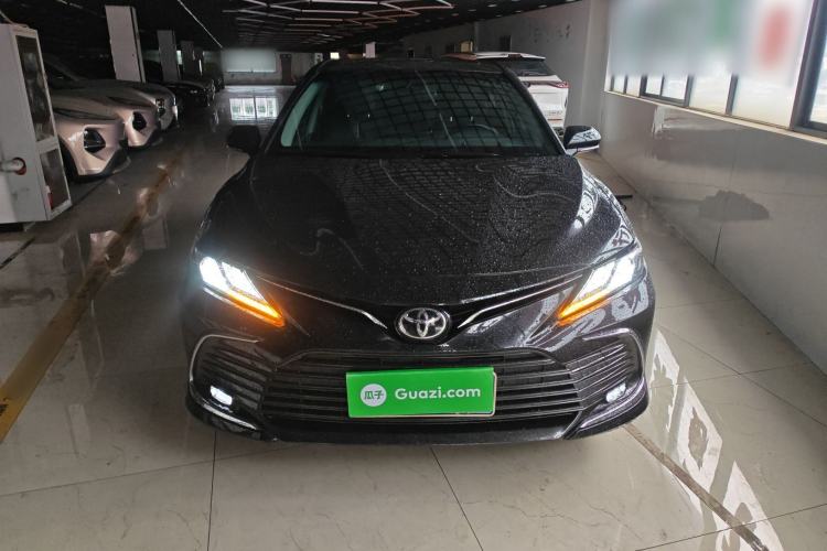 Used Toyota Camry 2021 2.0G Luxury Edition Front