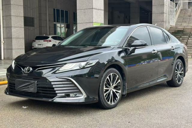 Used Toyota Camry 2021 2.0G Luxury Edition