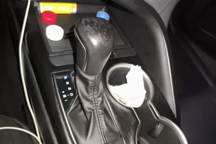 Used Toyota Camry 2021 2.0G Luxury Edition Gear Lever