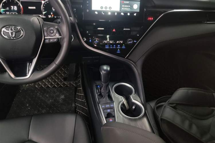 Used Toyota Camry 2021 2.5G Luxury Edition Gear Lever