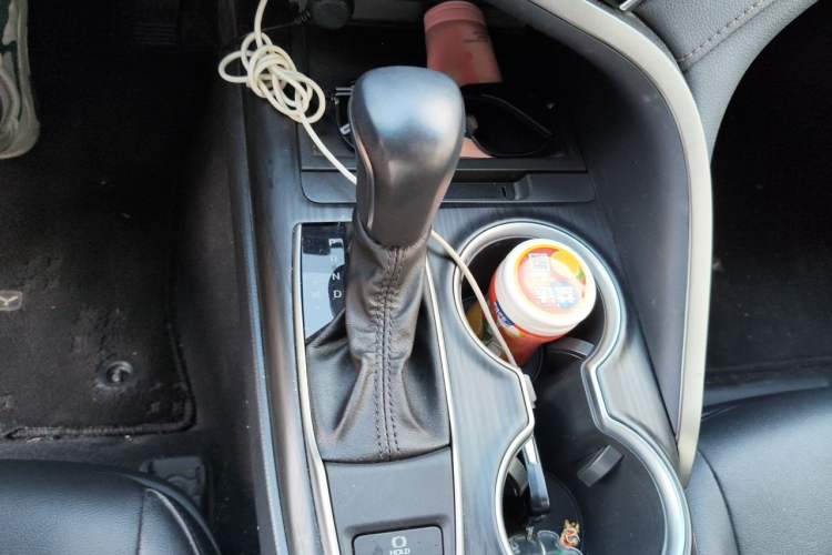 Used Toyota Camry 2021 2.0G Luxury Edition Gear Lever