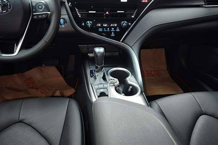 Used Toyota Camry 2021 2.5S Fēngshàng Edition Gear Lever