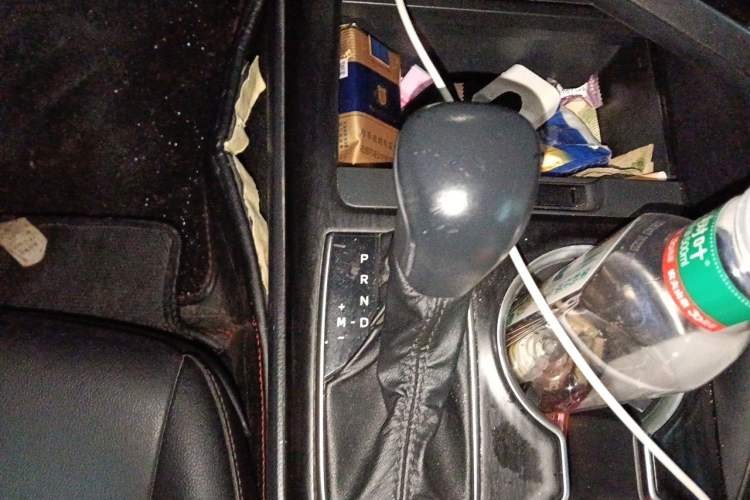 Used Toyota Camry 2021 2.0G Luxury Edition Gear Lever
