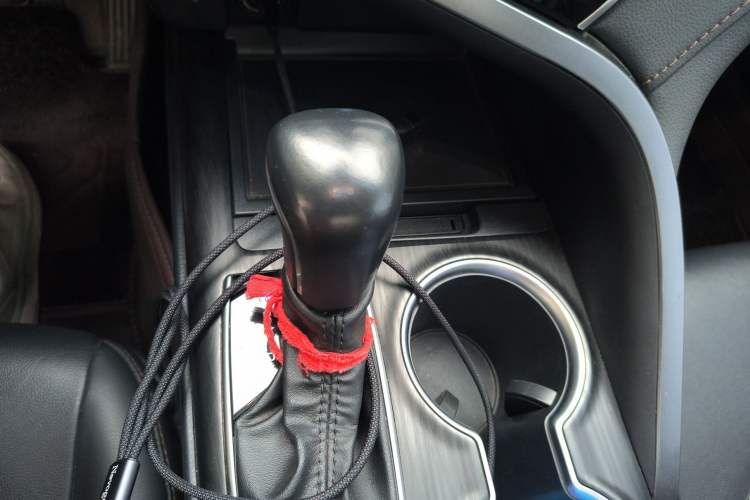 Used Toyota Camry 2021 Dual-Motor 2.5HG Luxury Edition Gear Lever